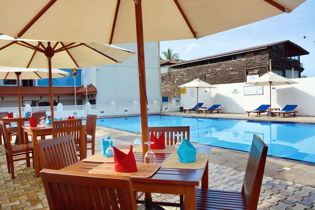 Mount Breeze Hotel Dehiwala-Mount Lavinia Exterior photo