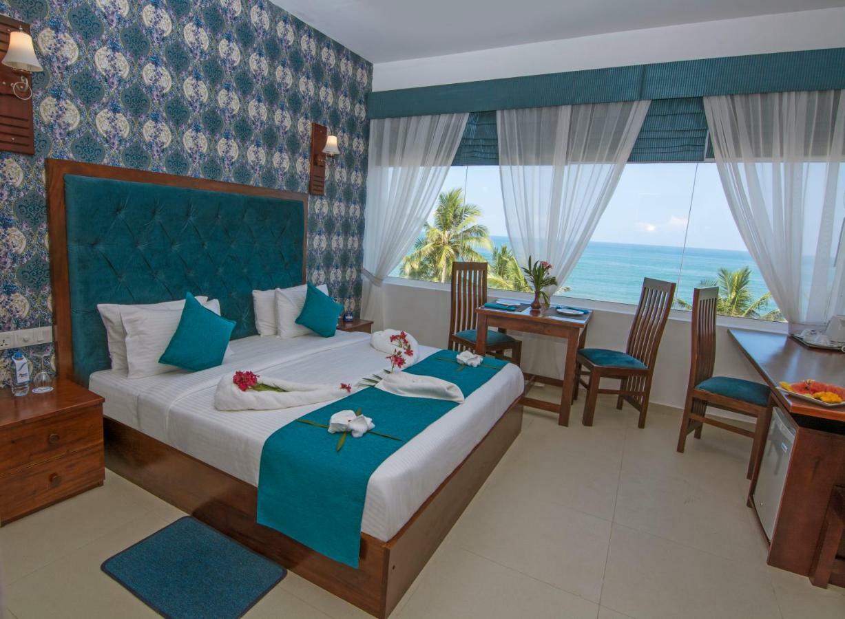 Mount Breeze Hotel Dehiwala-Mount Lavinia Exterior photo
